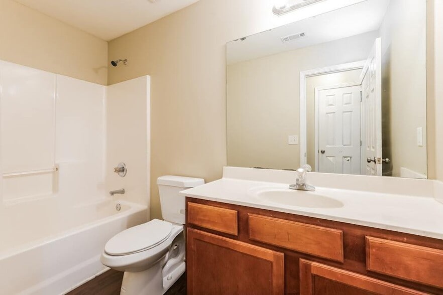 Building Photo - 2506 Gristhaven Ln