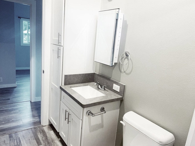 Building Photo - 860 Halula Pl