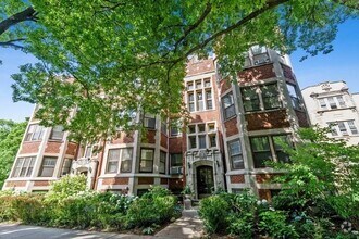 Building Photo - 804 Forest Ave