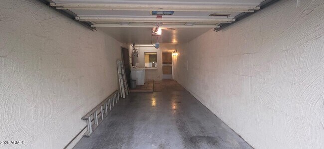 Building Photo - 7744 E Camelback Rd