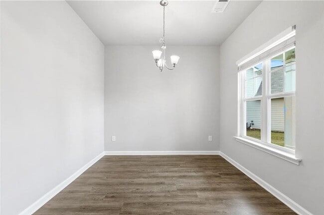 Building Photo - 207 Finley Dr