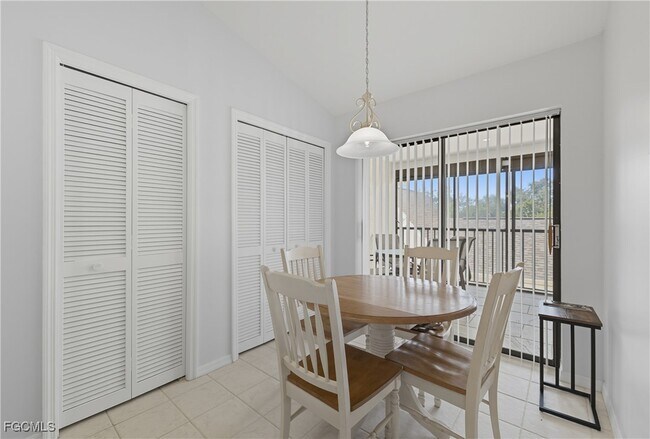 Building Photo - 12250 Kelly Greens Blvd