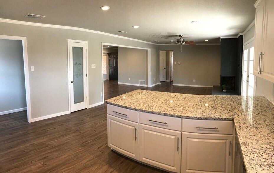 Building Photo - 4907 11th St