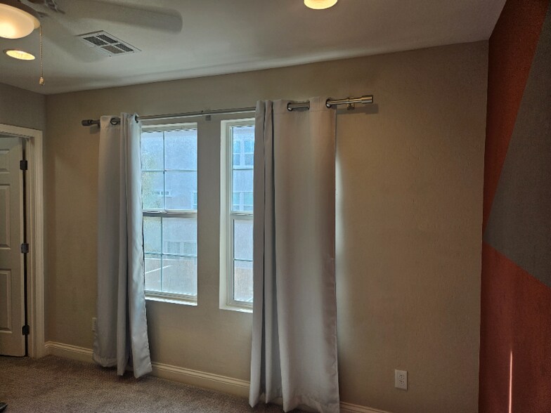 Building Photo - 300 Cadence View Way