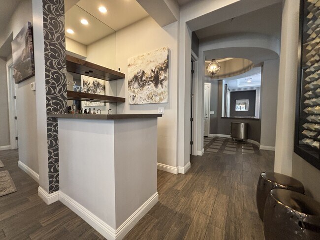 Building Photo - 81 Navarra Canyon Ct