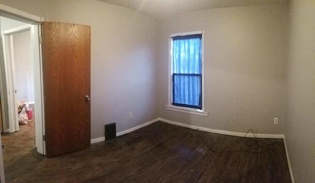 Building Photo - 224 Randolph St