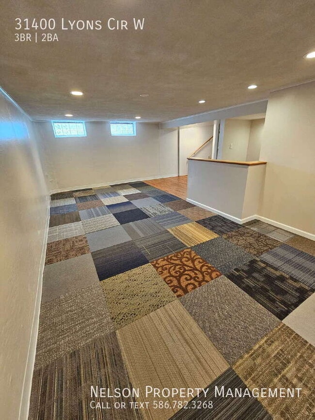Building Photo - 31400 Lyons Cir W