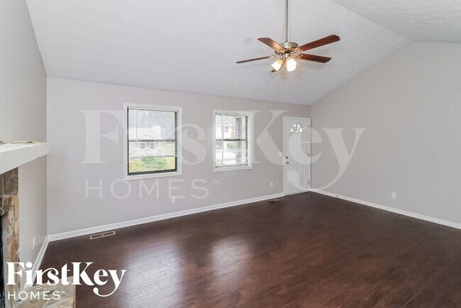 Building Photo - 1190 Lightfoot Dr