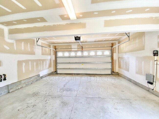 Building Photo - 110 Mulberry Ct