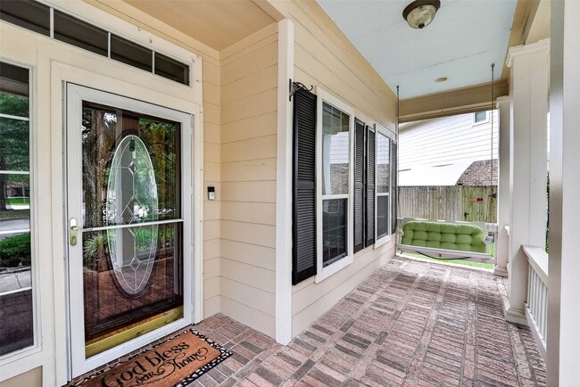 Building Photo - 2203 Lakewind Ln