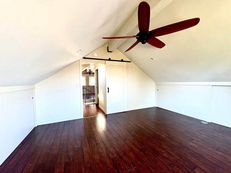 Building Photo - 3306 Gibson Pl