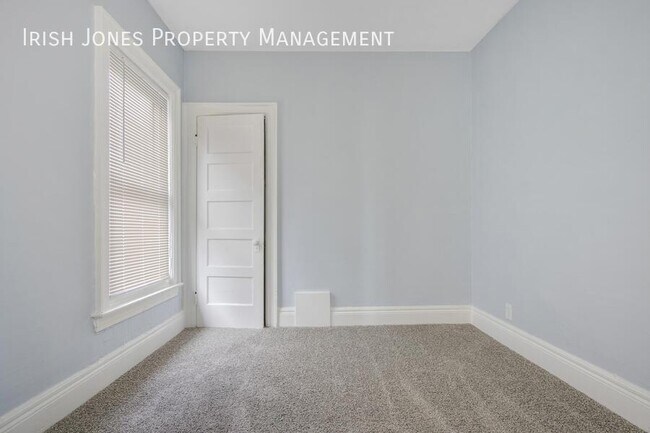 Building Photo - 1514 William St