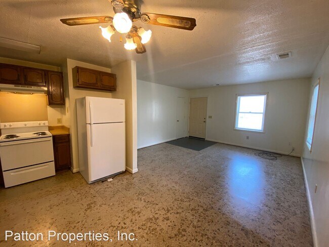 Building Photo - 3 br, 2 bath House - 2723 Dubard Street