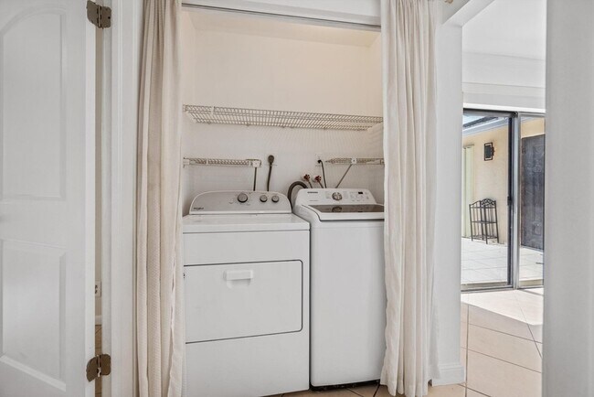 Building Photo - 8007 Ambach Way