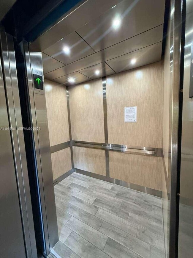 Building Photo - 13455 SW 16th Ct