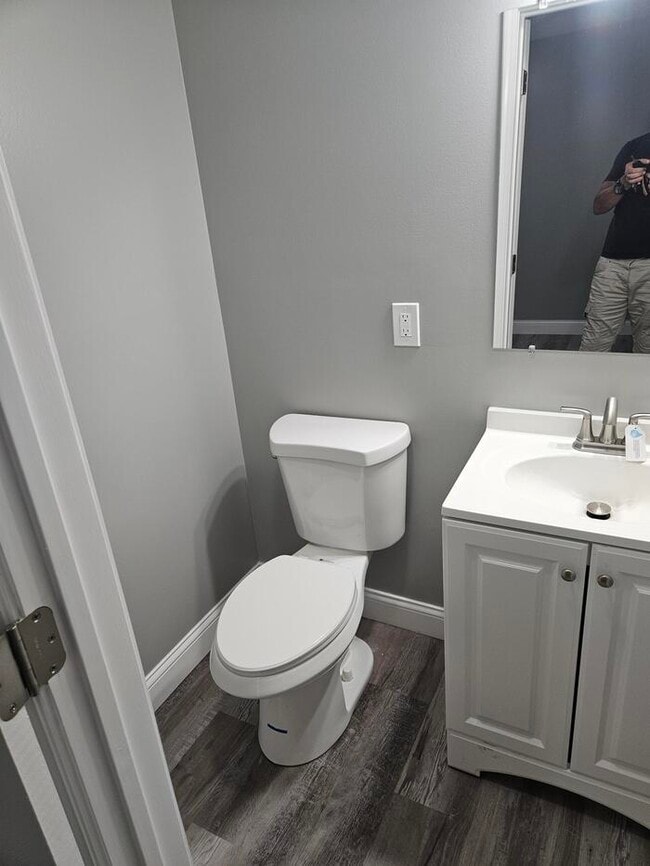 Building Photo - Beautifully rehabbed home