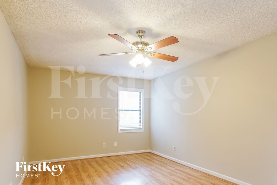 Building Photo - 182 Powder Creek Ct