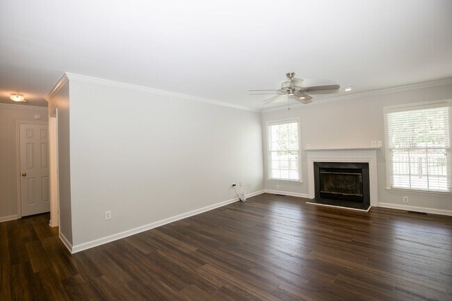 Building Photo - Charming 3-Bed, 2-Bath Home in Pittsboro's Serene Olde Farm Neighborhood! ?????