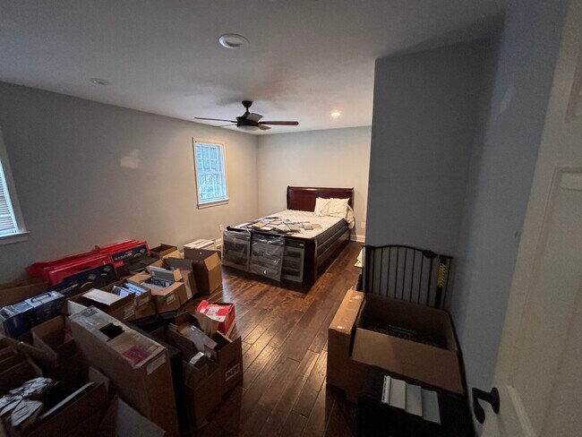 Building Photo - 1483 Meetinghouse Rd