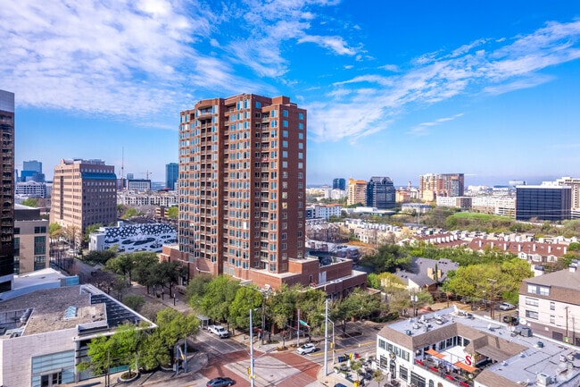 Building Photo - Whitney Uptown