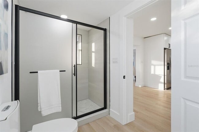 Building Photo - 2470 Del Rio Way