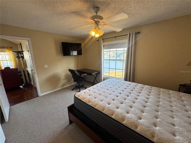 Building Photo - 1065 S Hiawassee Rd