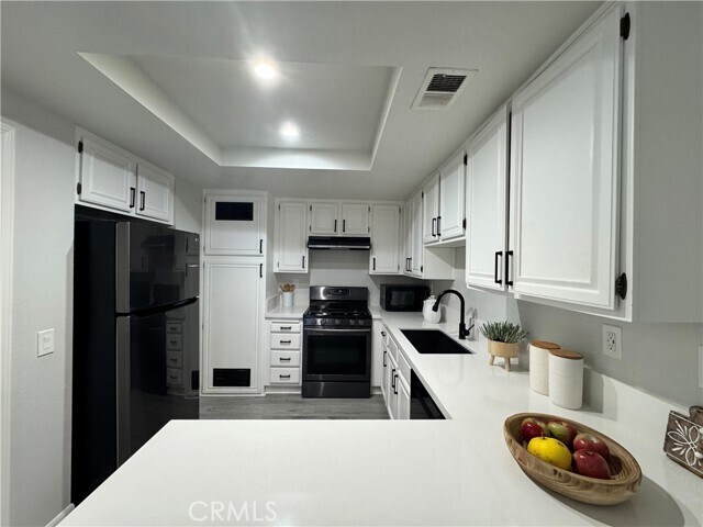 Building Photo - 21174 Gladiolos Way