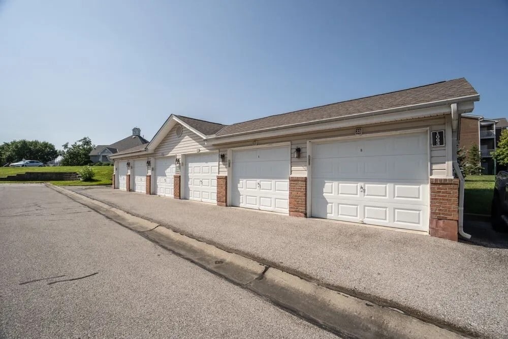 Building Photo - 1070 Larkspur Ct