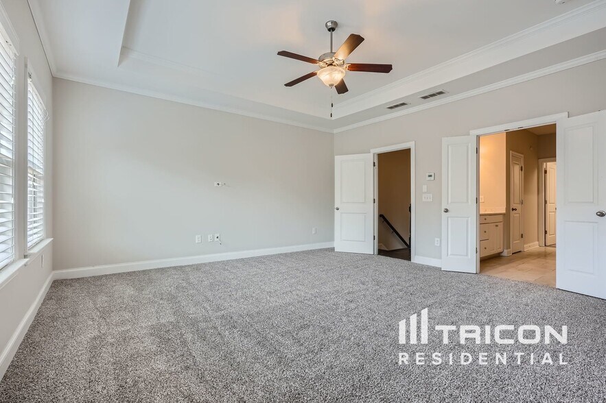 Building Photo - 2303 Mclean Chase