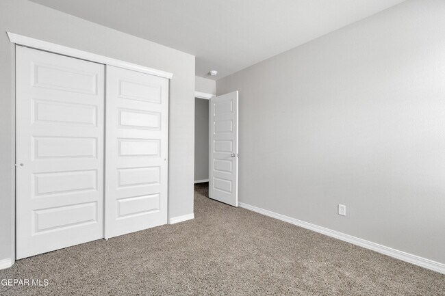 Building Photo - 12260 Desert Wolf Ave