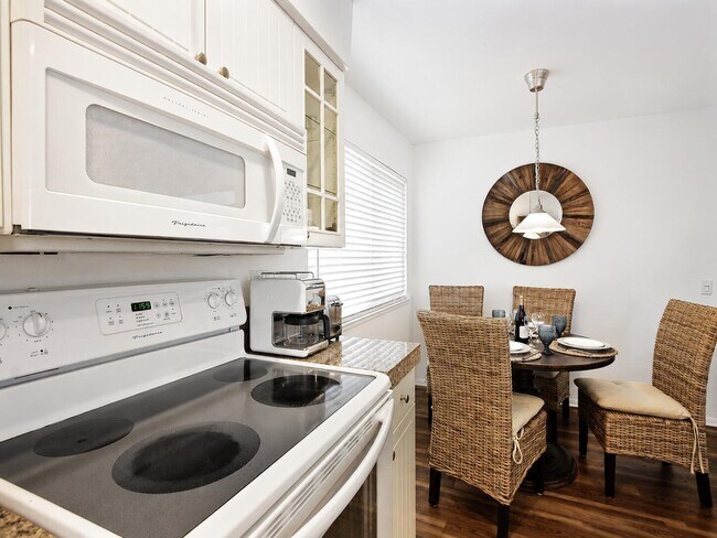 Building Photo - 72682 Bursera Way