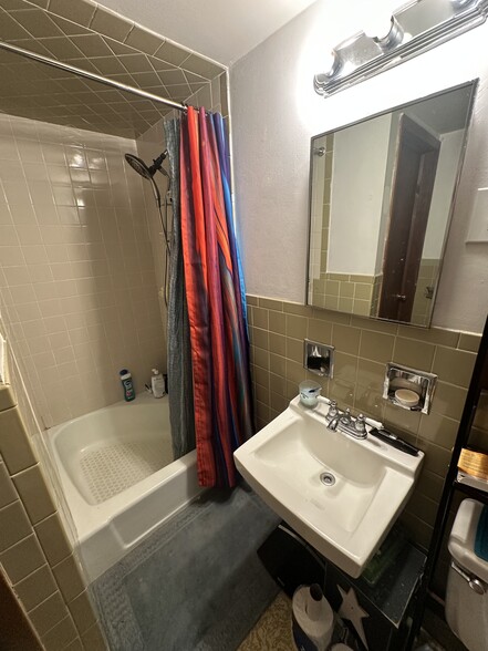 Building Photo - 103 Front St