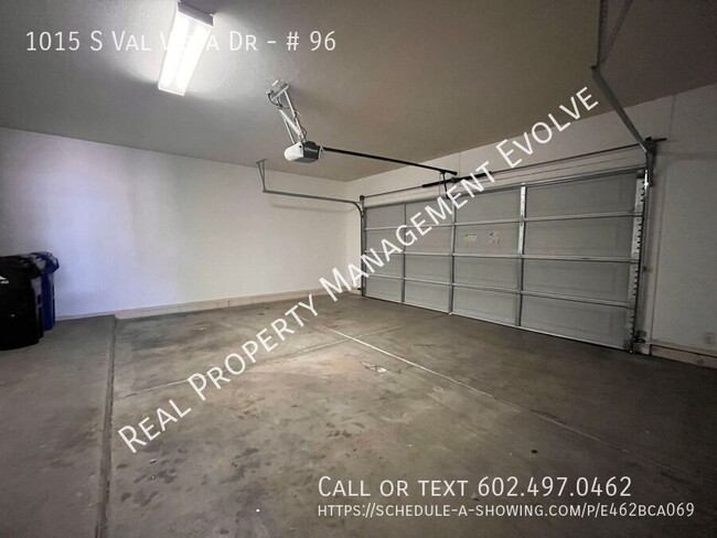 Building Photo - Pretty 2-Bed Mesa Townhome