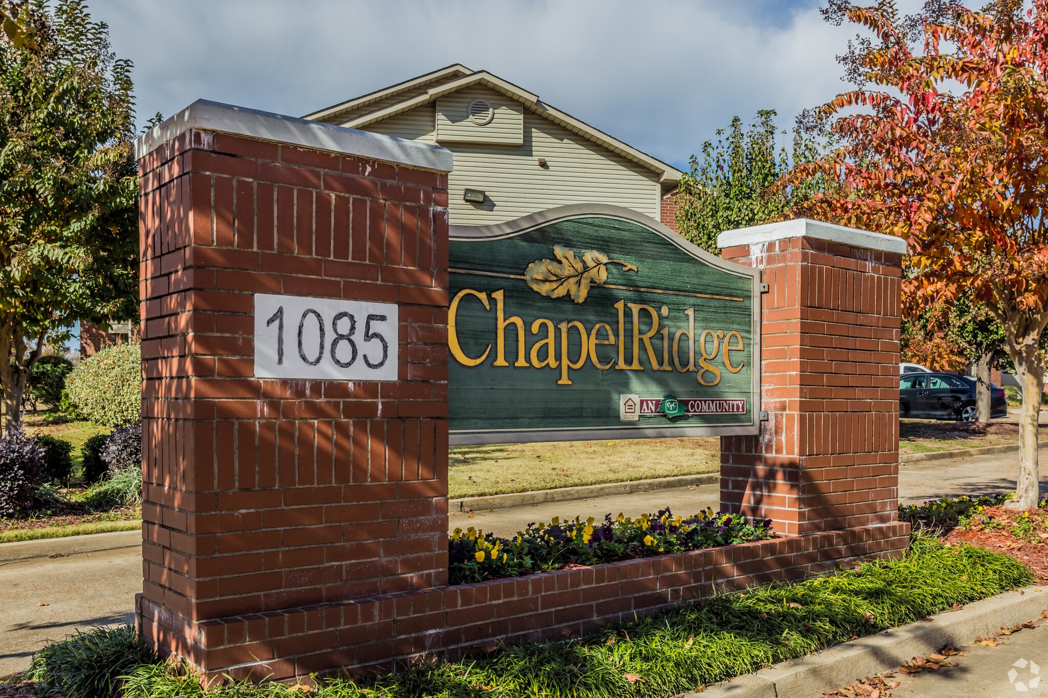 Building Photo - Chapel Ridge Apartments