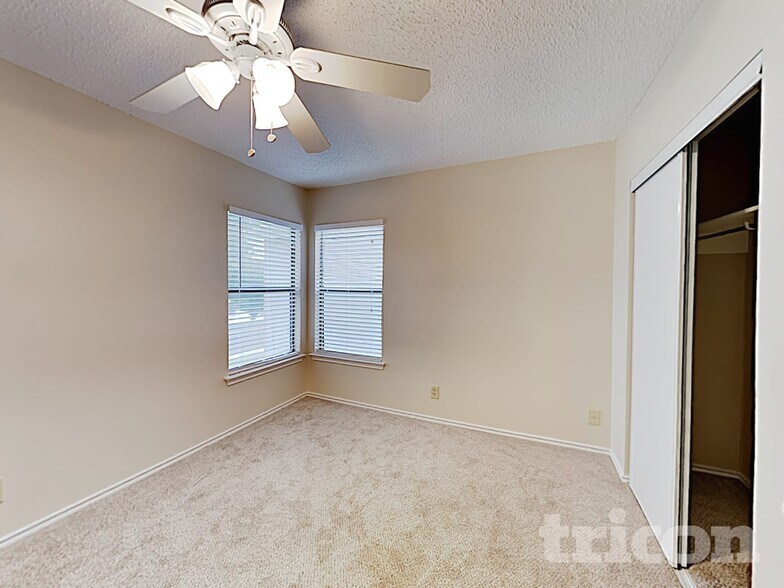 Building Photo - 6419 Beech Trail Dr