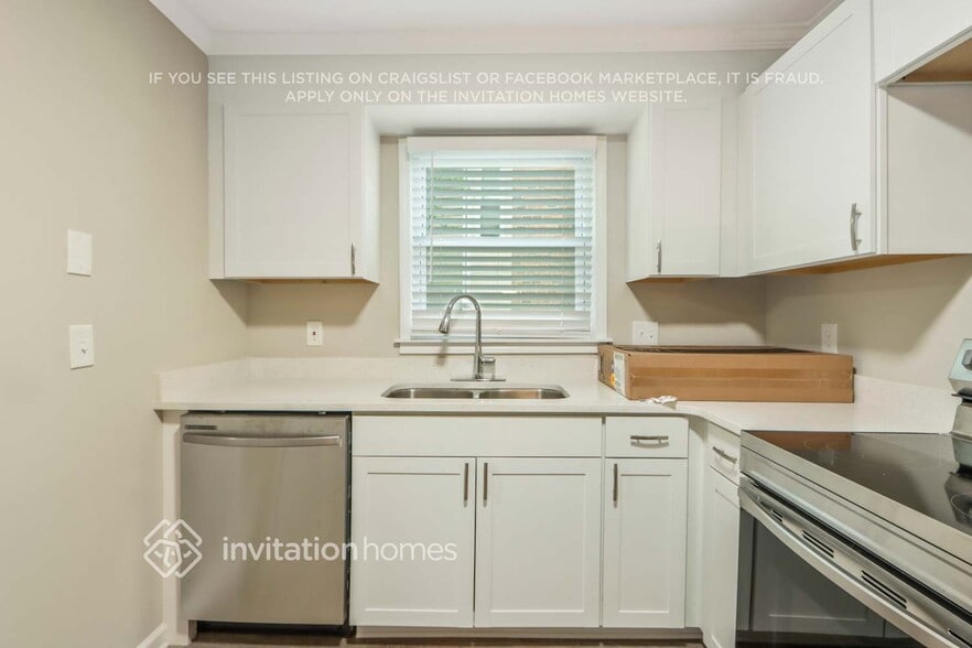 Building Photo - 1358 Briers Dr