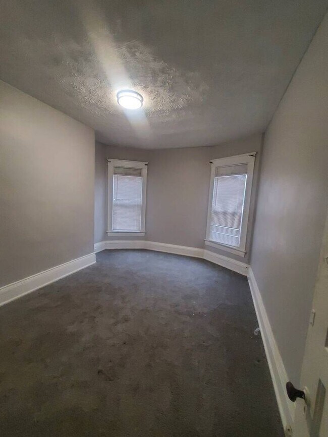 Building Photo - 8311 Decker Ave