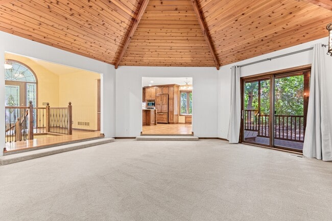 Building Photo - 7210 Juniper Ave
