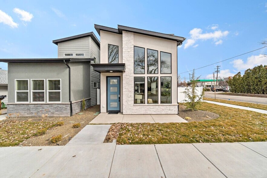 Building Photo - 1530 S Denver Ave