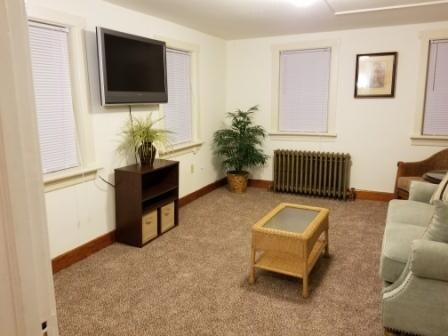 Building Photo - 233 Ann St