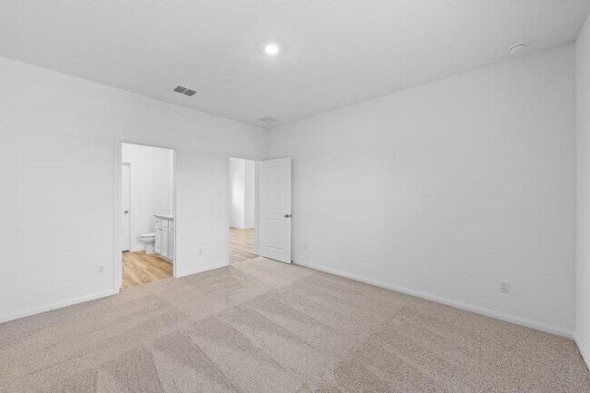 Building Photo - 14408 Wahlbergs Wy