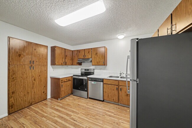 Building Photo - 811 Nyssa Dr