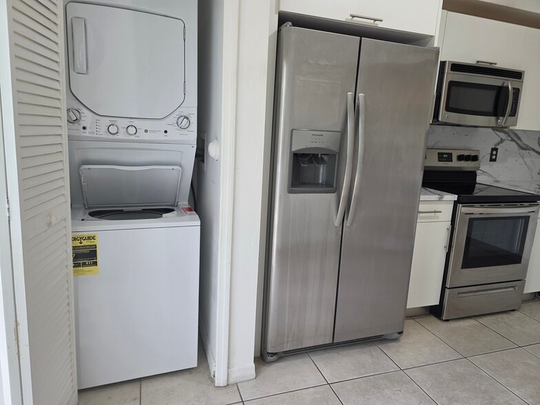 Building Photo - 22901 SW 88th Pl