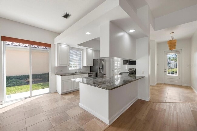 Building Photo - 5779 Wilena Pl
