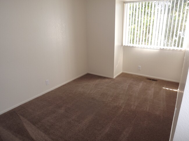 BEDROOM - 9000 Kern Ave