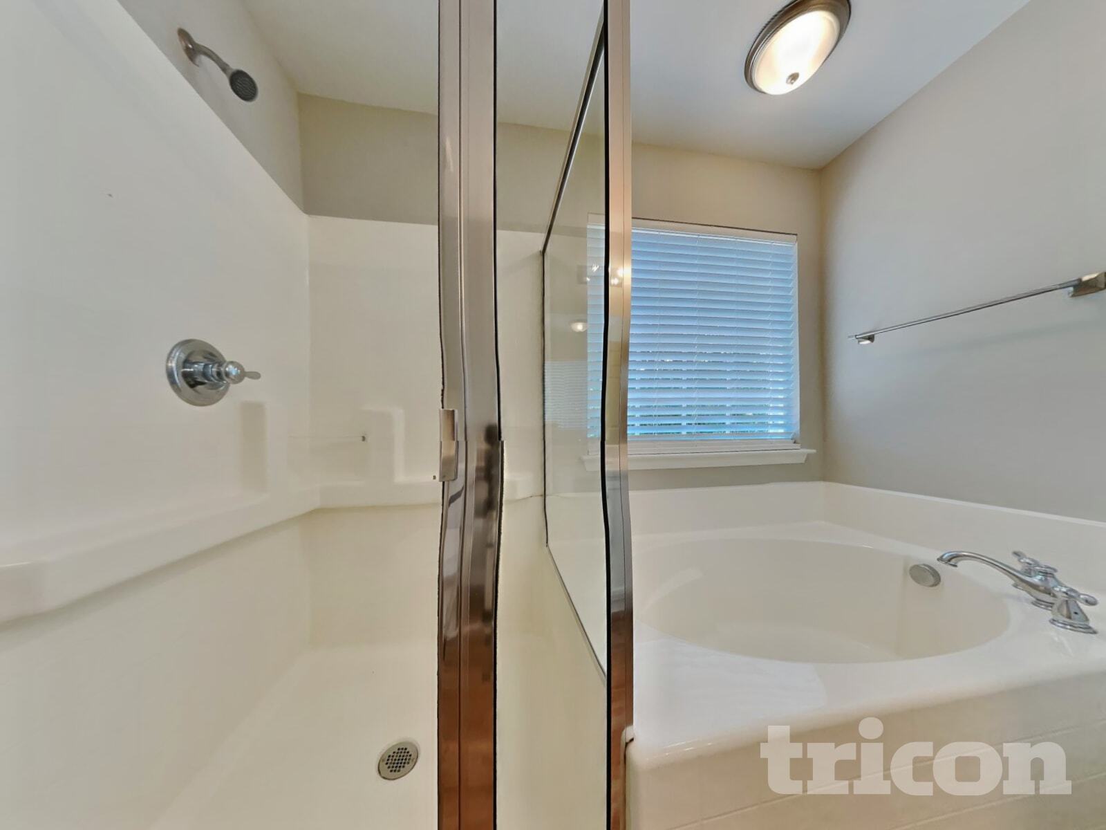 Building Photo - 163 Arbor Springs Dr