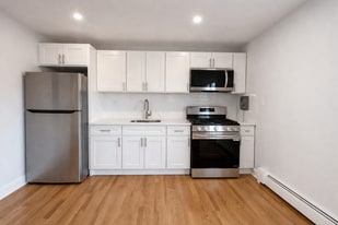 Building Photo - Two Rivers at Matawan