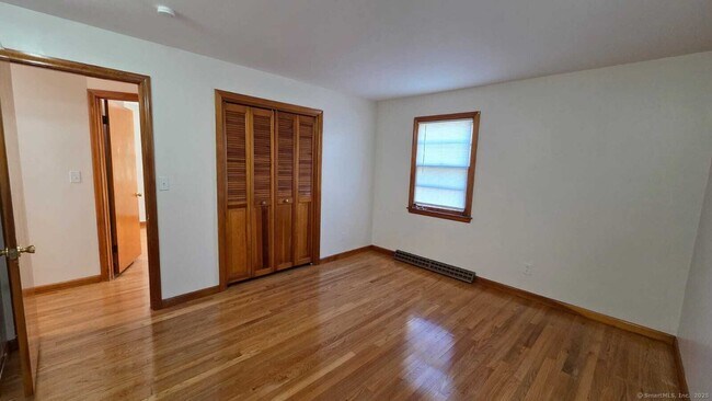 Building Photo - 127 Ursini Dr