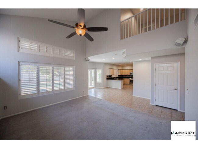 Building Photo - Come Home to this Stunning 4/2.5 Gilbert Residence Offering Comfort, Style, and Convenience