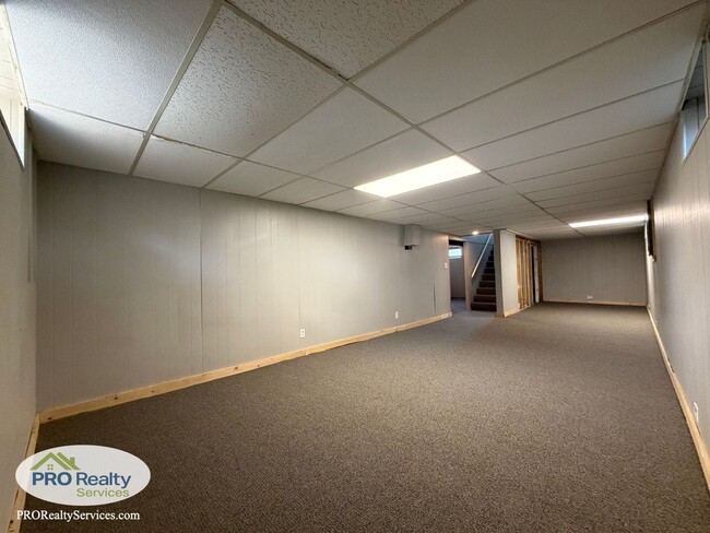 Building Photo - 431 Egret Blvd NW